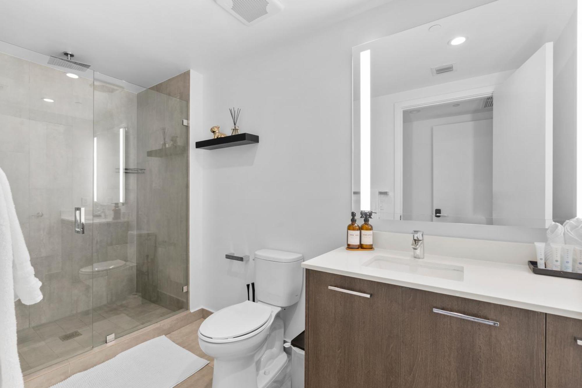 Beautiful 2 Beds, 2 Bath Apartamento Miami